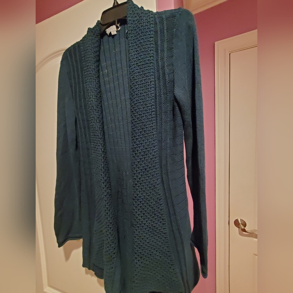 Cardigan - Picture 2 of 12